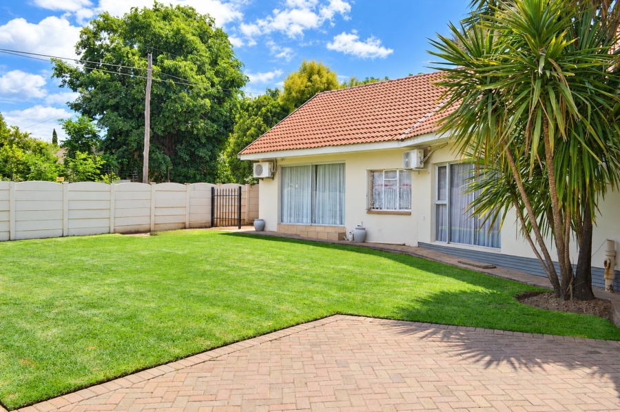 3 Bedroom Property for Sale in Roosheuwel North West